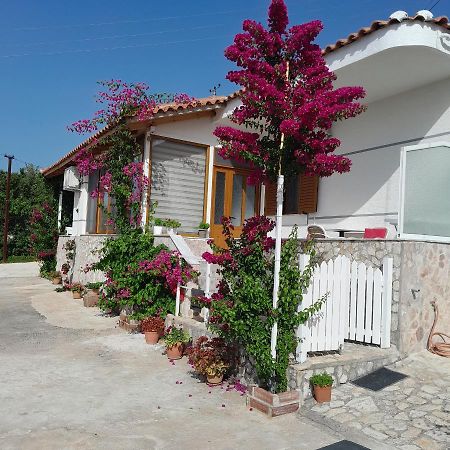 Denni'S Home Sarande Exterior photo