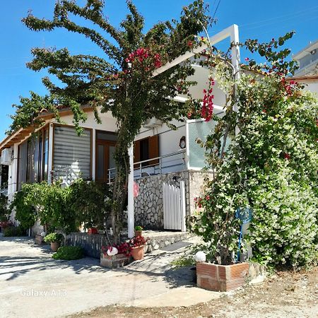Denni'S Home Sarande Exterior photo